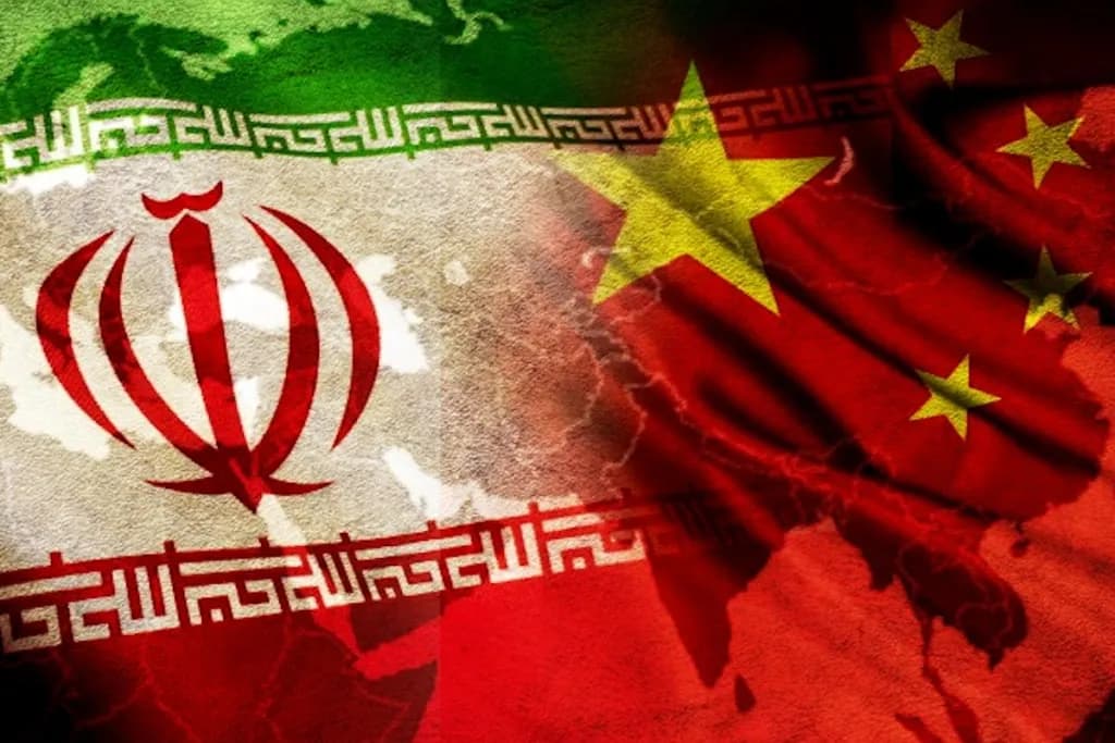 Okładka artykułu: Geopolityczna szachownica sprzyja Chinom. Pekin rośnie w siłę na konflikcie USA–Iran